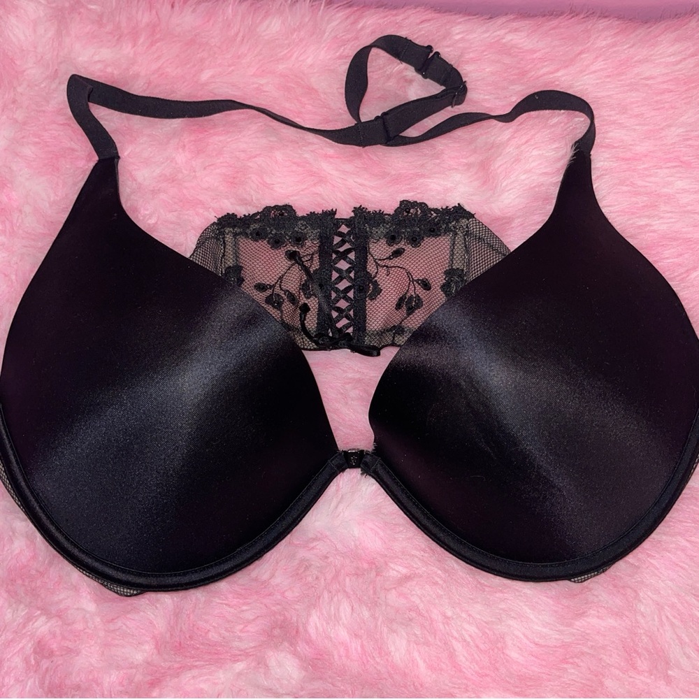 Vintage Y2K Victoria’s Secret bra plunge goth Victorian lolita lace gothic 38C